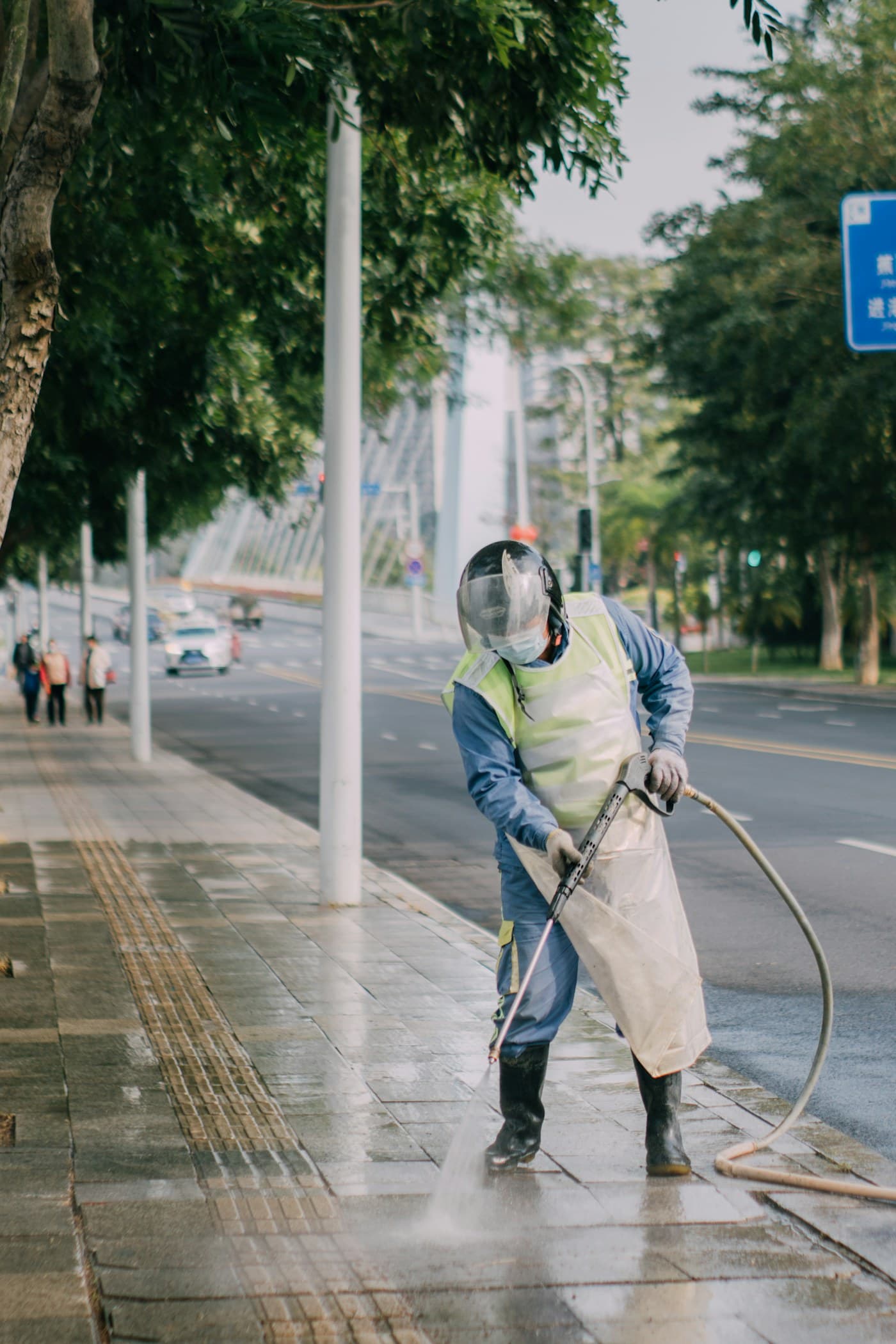 Lavagem de Calçadas e Paver com Hidrojato — Niza Manutenções em Águas Claras